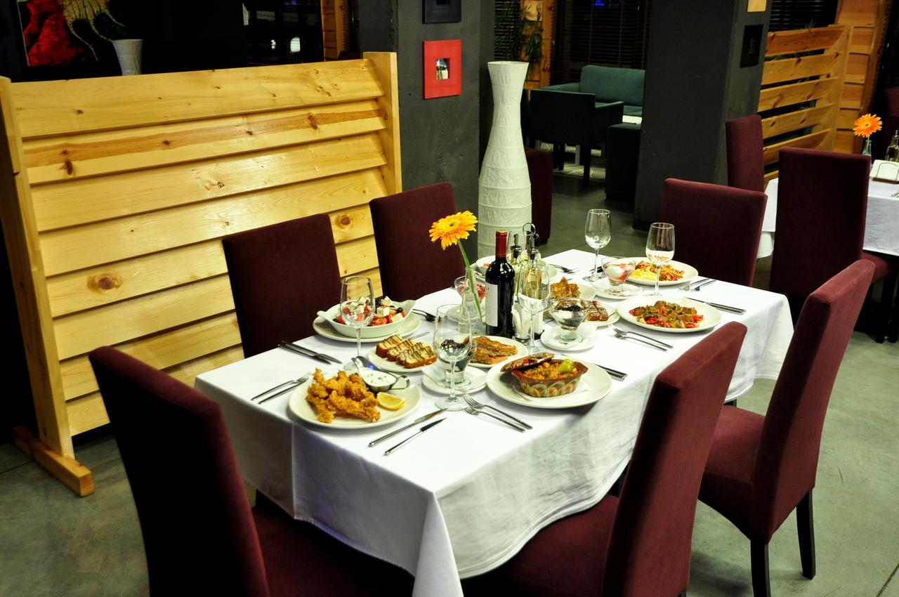 3 Mountains Hotel Bansko Exterior photo
